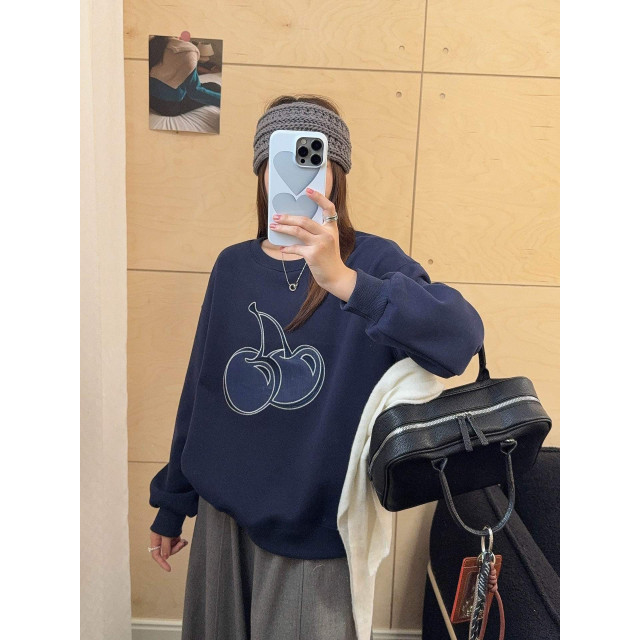 韓系貼布櫻桃刺繡圓領長袖百搭衛衣