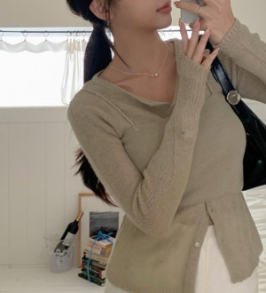 韓系chic氣質圓領排釦簡約打底上衣女+吊带針織套装(高彈力）