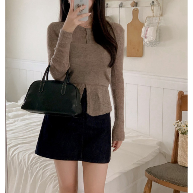 韓系chic氣質圓領排釦簡約打底上衣女+吊带針織套装(高彈力）