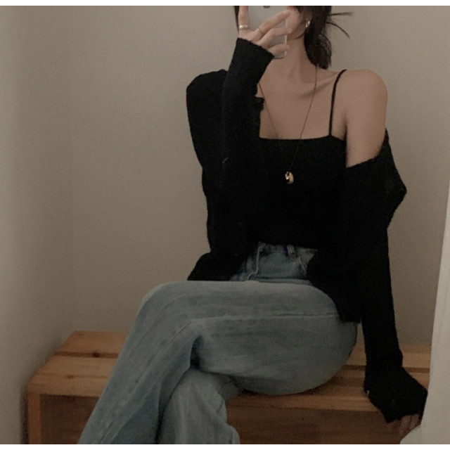 韓系chic氣質圓領排釦簡約打底上衣女+吊带針織套装(高彈力）