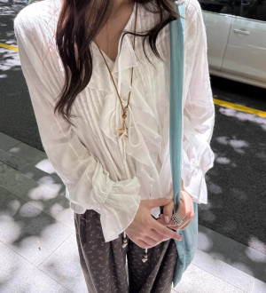 法式荷葉邊白色襯衫娃娃衫寬鬆長袖設計感V領綁帶上衣