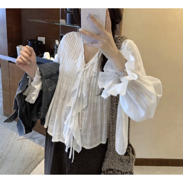 法式荷葉邊白色襯衫娃娃衫寬鬆長袖設計感V領綁帶上衣