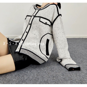 灰黑撞色2D感 圓領小香風休閒系 棒球毛衣外套