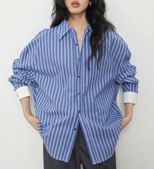 老錢風藍色條紋寬鬆撞色袖口叠穿上衣長袖襯衫